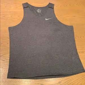 Nike Breathe Tank Top DriFit